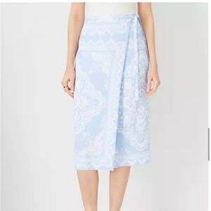 Ann Taylor Light Blue and White Lace Pattern Pencil Skirt